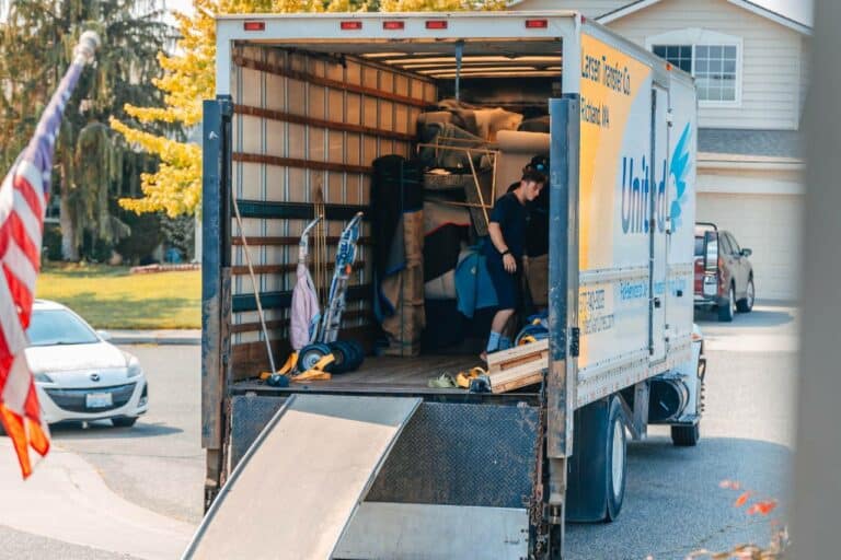 Larsen Transfer moving service truck